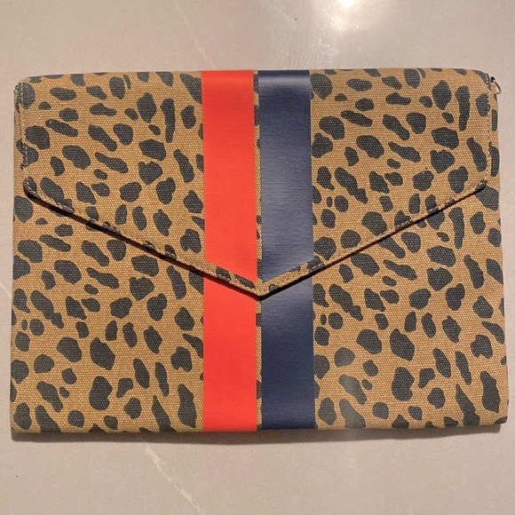 NWOT [Stella & Dot] Leopard Orange/Navy Striped Magnetic Oversized Clutch/Wallet - Picture 3 of 13